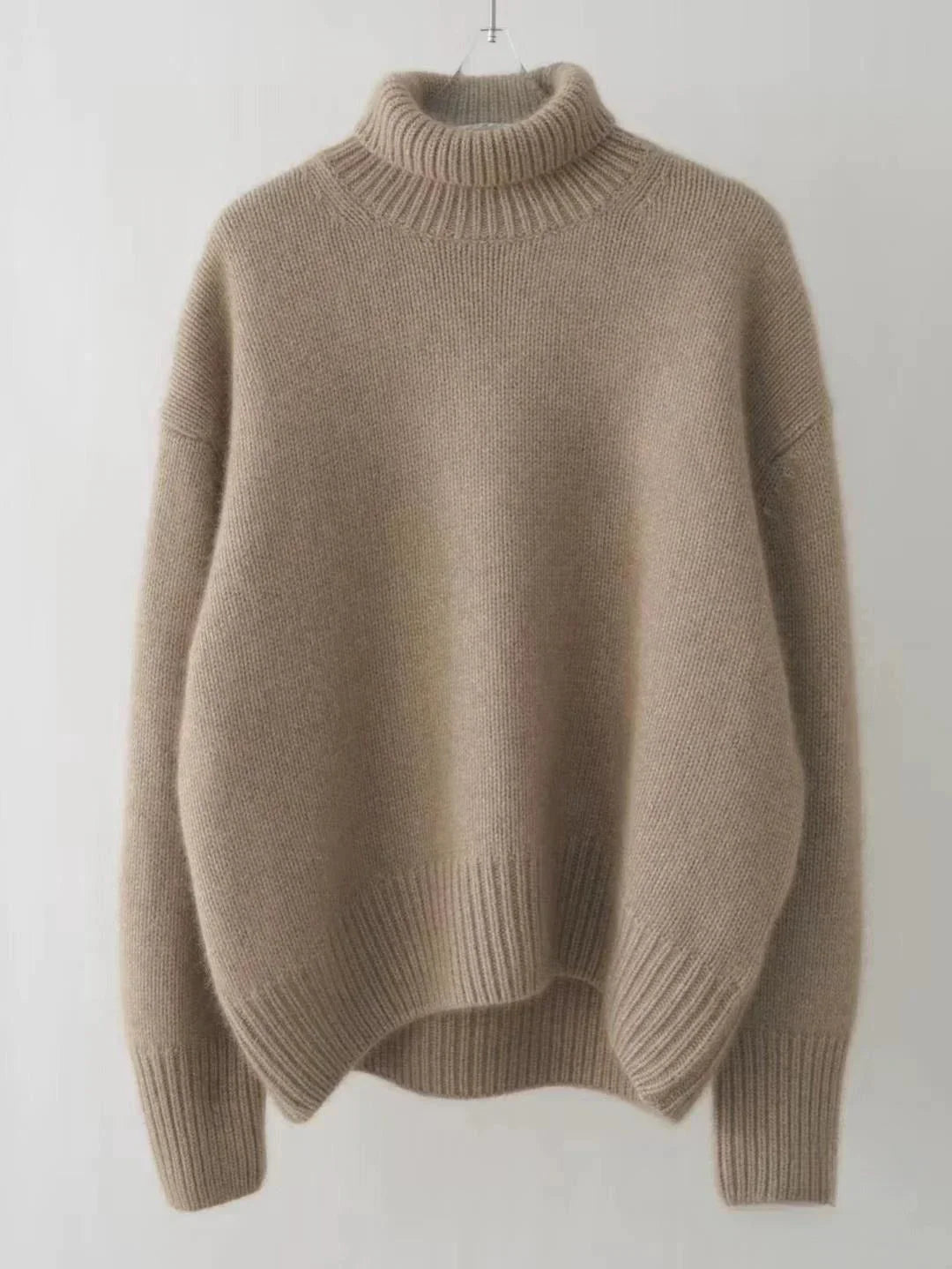 LENA - TURTLENECK SWEATER