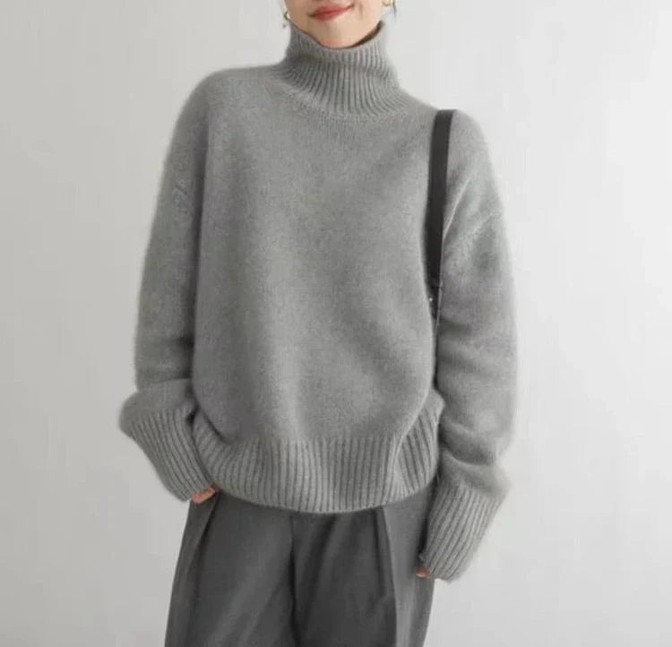 LENA - TURTLENECK SWEATER